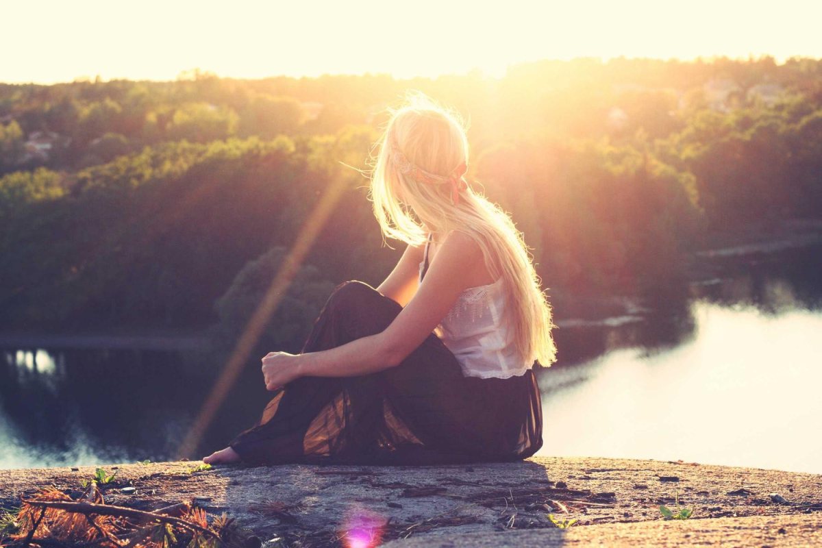 The same sunset photo with no watermark
