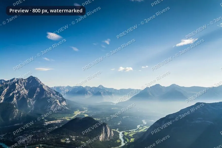 A mountain valley photo labeled Preview, 800 px, with a tiled watermark
